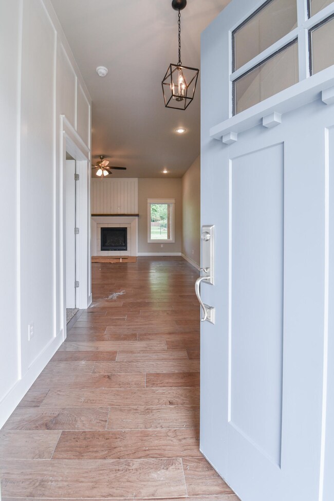 930 E Downshire Dr, Nixa, MO 65714 - photo 7