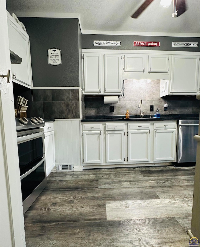 813 SW Webster Ave, Topeka, KS 66606 - photo 6