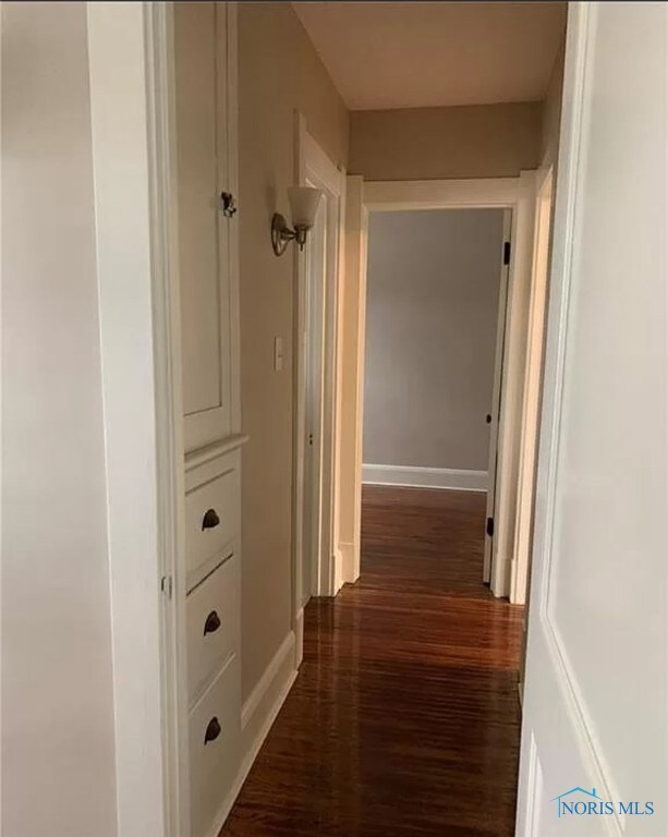 1027 Elysian Ave, Toledo, OH 43607 - photo 5