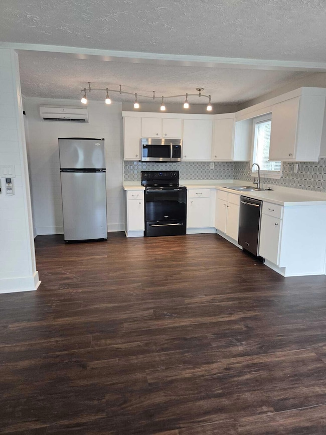 248 Hillcrest Dr, Moncks Corner, SC 29461 - photo 3