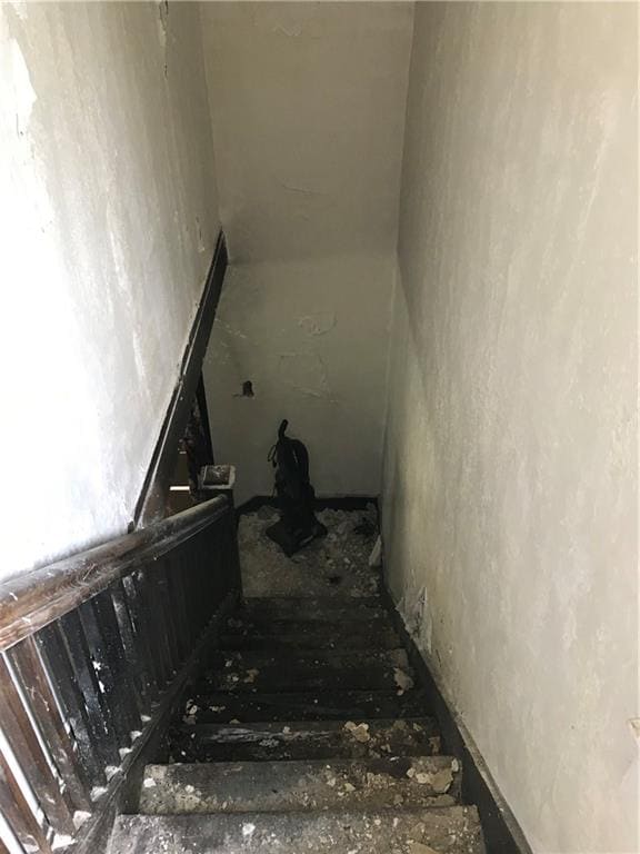 2202 Fletcher St, Anderson, IN 46016 - photo 7