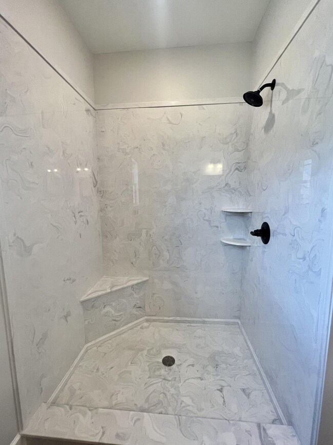 448 Lexington Cir, Manchester, TN 37355 - photo 5