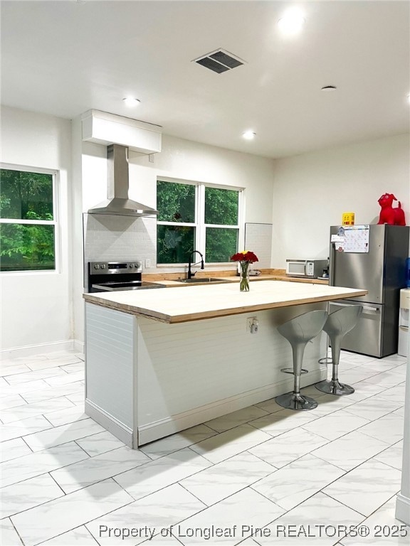 6524 S Creek S, Orrum, NC 28369 - photo 7