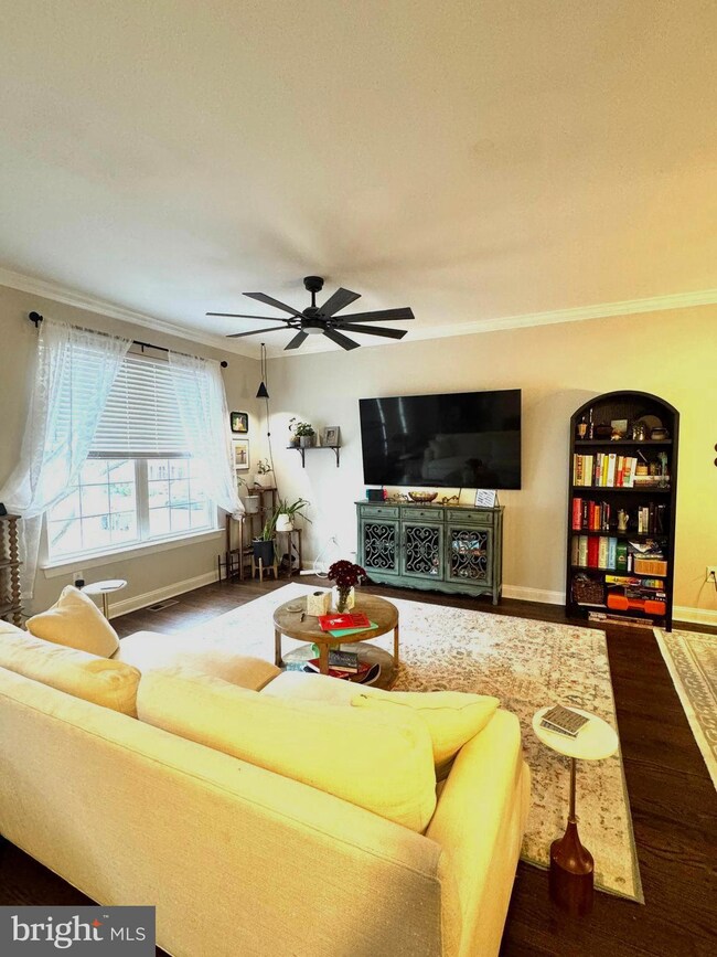 210 Lantern Dr unit 104, Doylestown, PA 18901 - photo 3