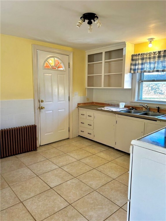 78 Gough Ave, West Warwick, RI 02893 - photo 5