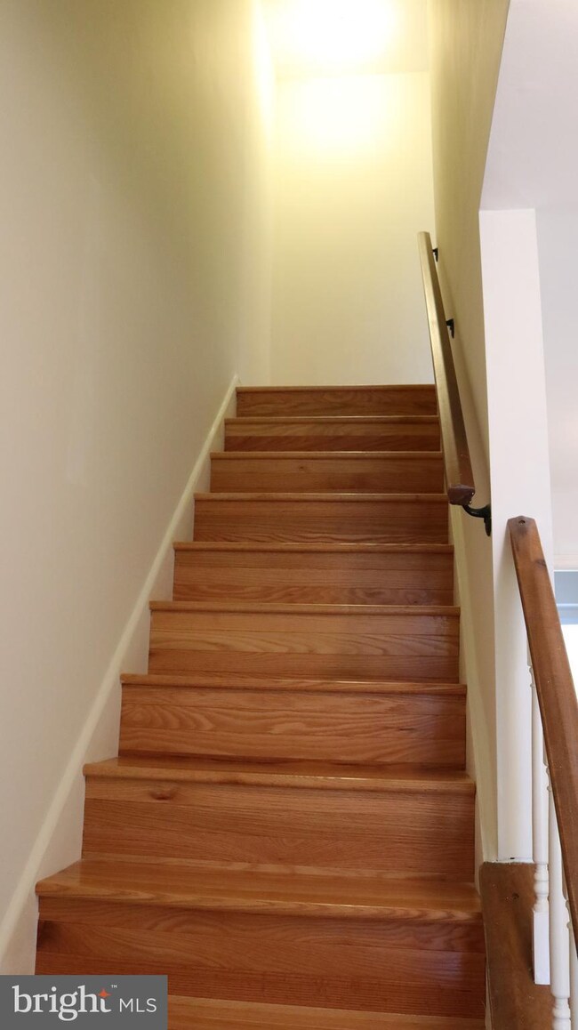 6051 Bonnie Bern Ct, Burke, VA 22015 - photo 7