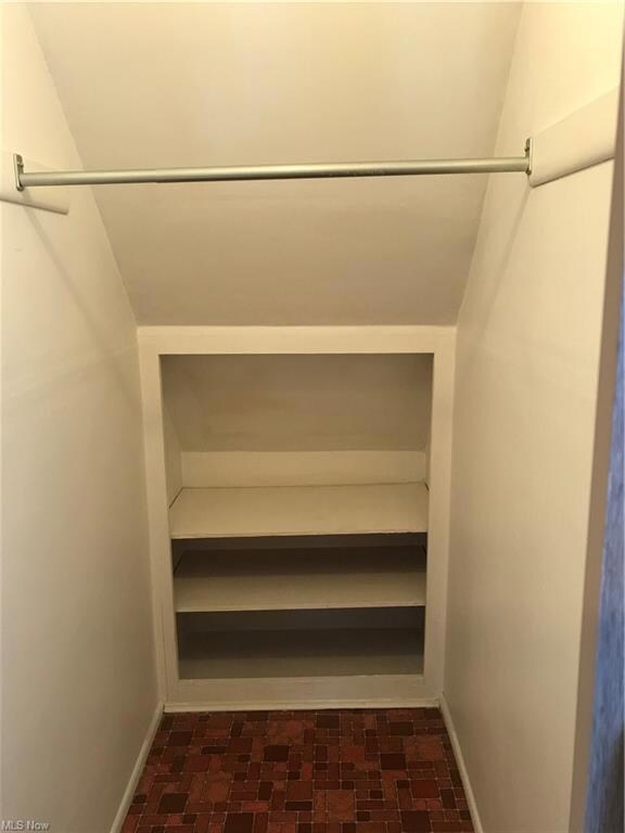 1st floor bedroom closet
