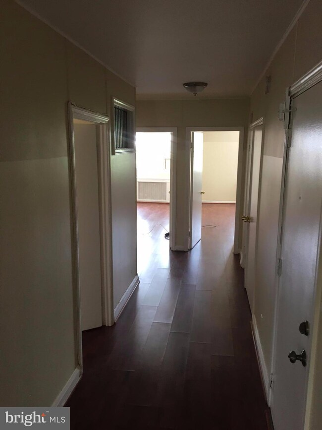 4232 Park Heights Ave unit C, Baltimore, MD 21215 - photo 4