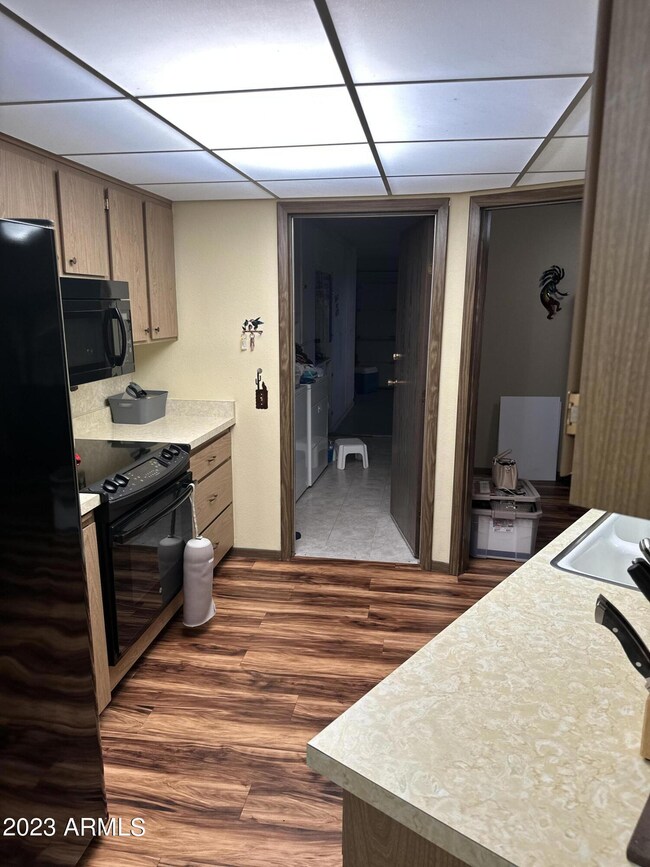 14203 N Palm Ridge Dr W, Sun City, AZ 85351 - photo 7