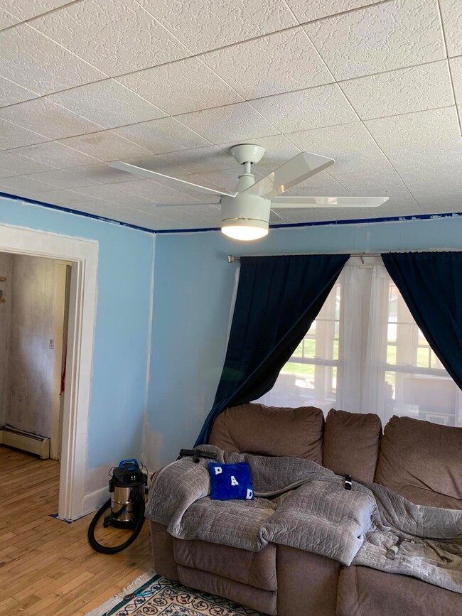 9 Coolidge St, Livermore, ME 04253 - photo 6