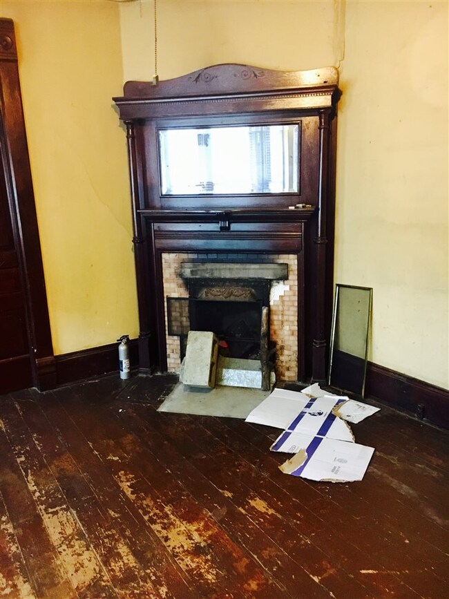 289 N Carroll St, Wabash, IN 46992 - photo 5