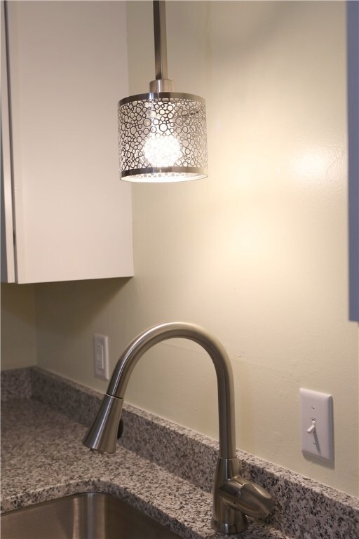 202 Arthurs Way unit 202, Pascoag, RI 02859 - photo 5