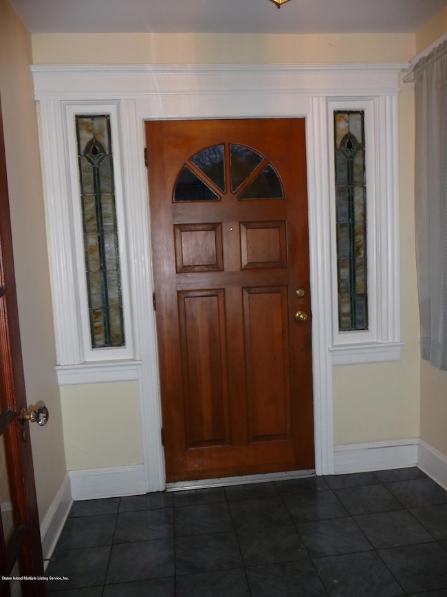 359 College Ave, Staten Island, NY 10314 - photo 3