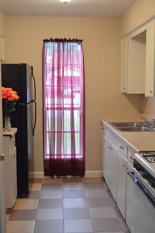 834 Grenshaw St, Houston, TX 77088 - photo 4