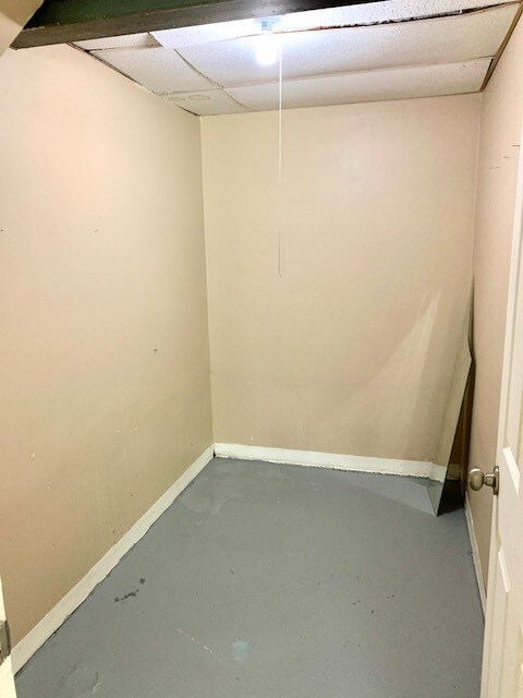 3300 Maple Ln, Hazel Crest, IL 60429 - photo 7