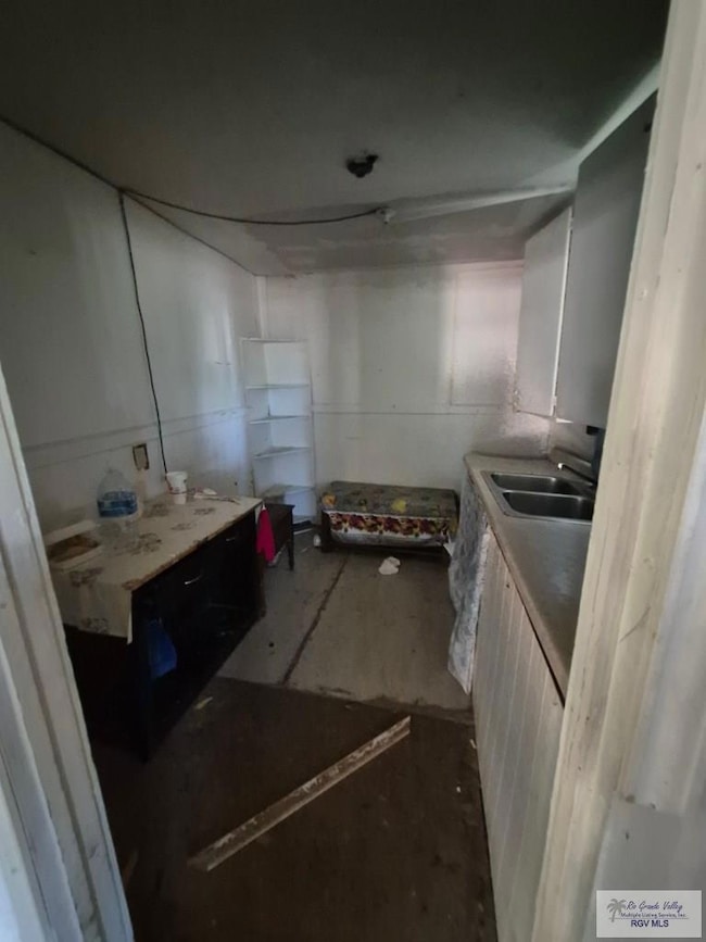 2734 E Taylor St unit Block 17/Lot 3, Brownsville, TX 78520 - photo 6