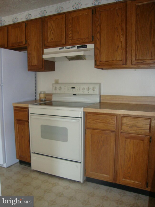 2157 Wainwright Ct unit 1D, Frederick, MD 21702 - photo 5