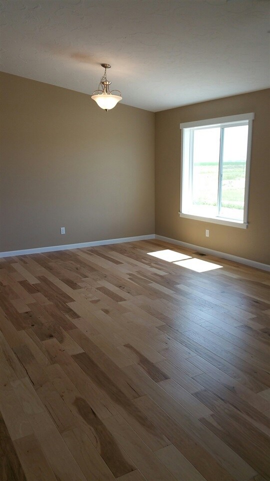 45 Olive Tree Cir NE, Minot, ND 58703 - photo 3