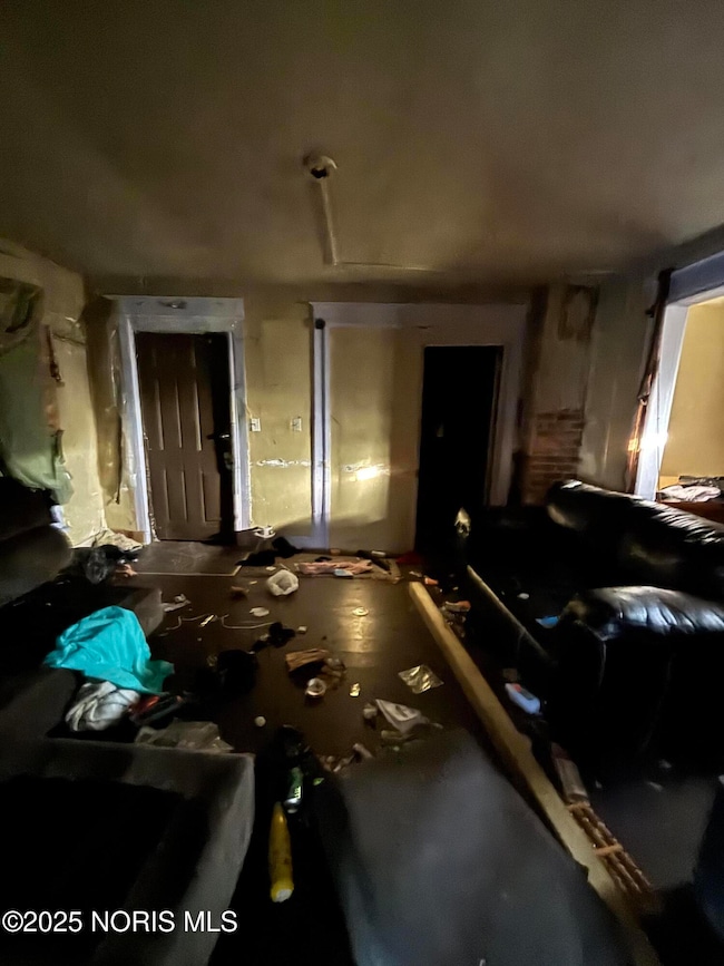 635 N Detroit Ave, Toledo, OH 43607 - photo 3