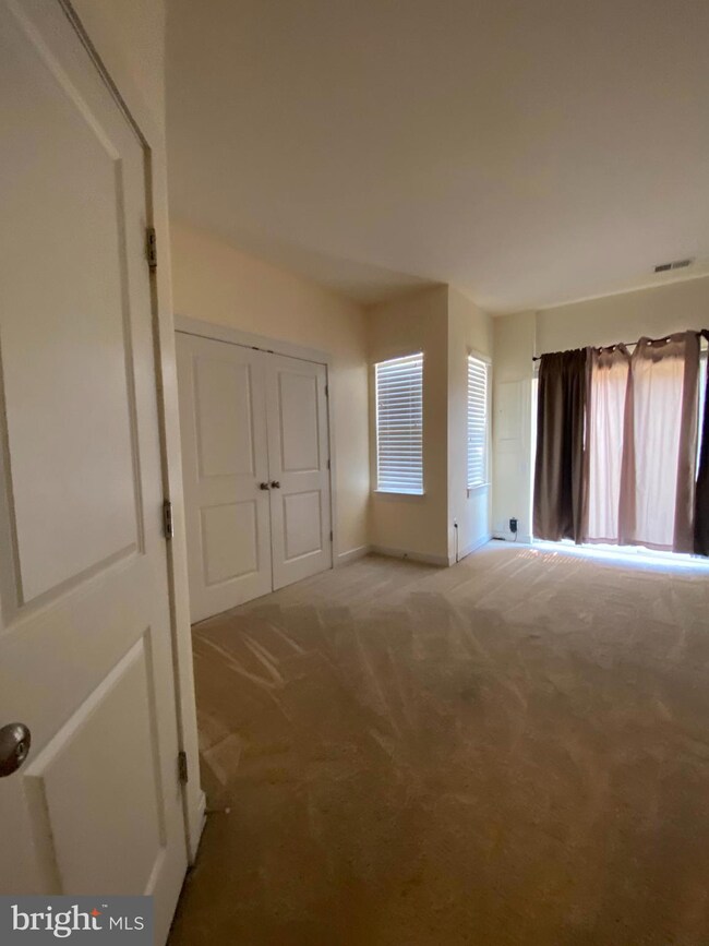 107 Shamrock Dr unit 4114, Stafford, VA 22556 - photo 6