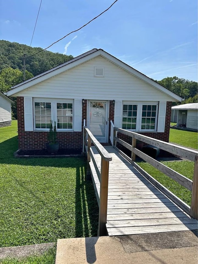 26 Riverview Ave, Branchland, WV 25506 - photo 2