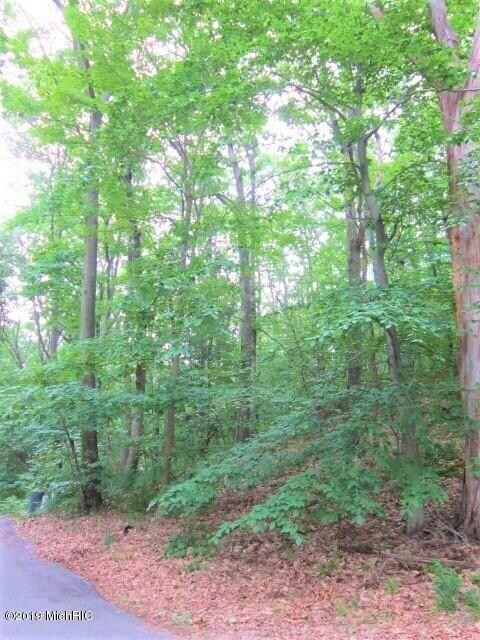 6996 Hillside Ave Parcel