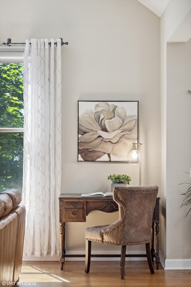 2100 Stoddard Ave, Wheaton, IL 60187 - photo 6