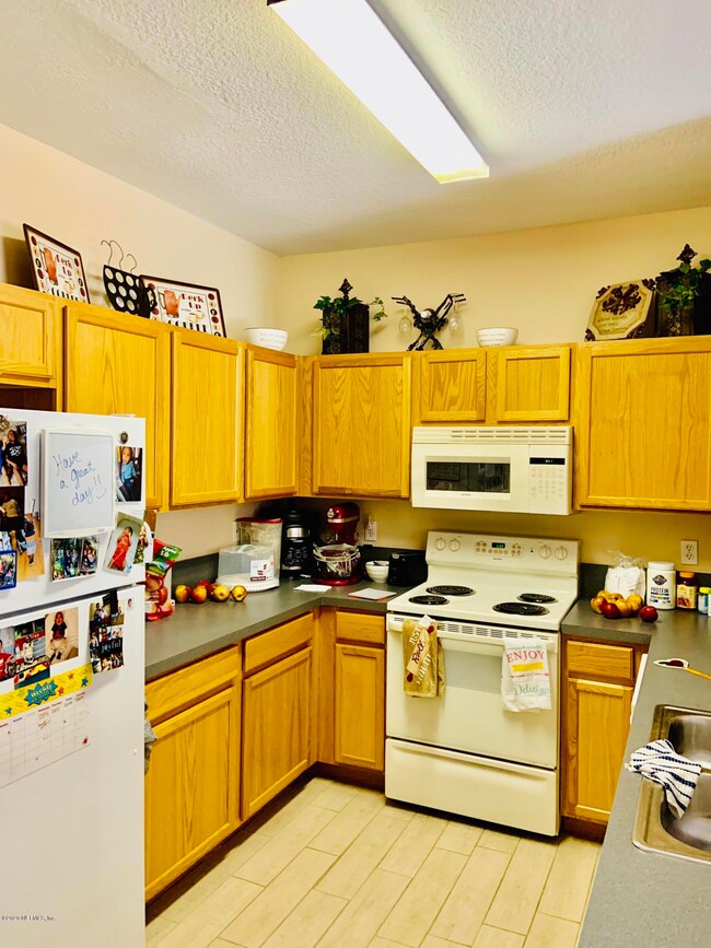 2841 Hidden Haven Rd, Jacksonville, FL 32218 - photo 6