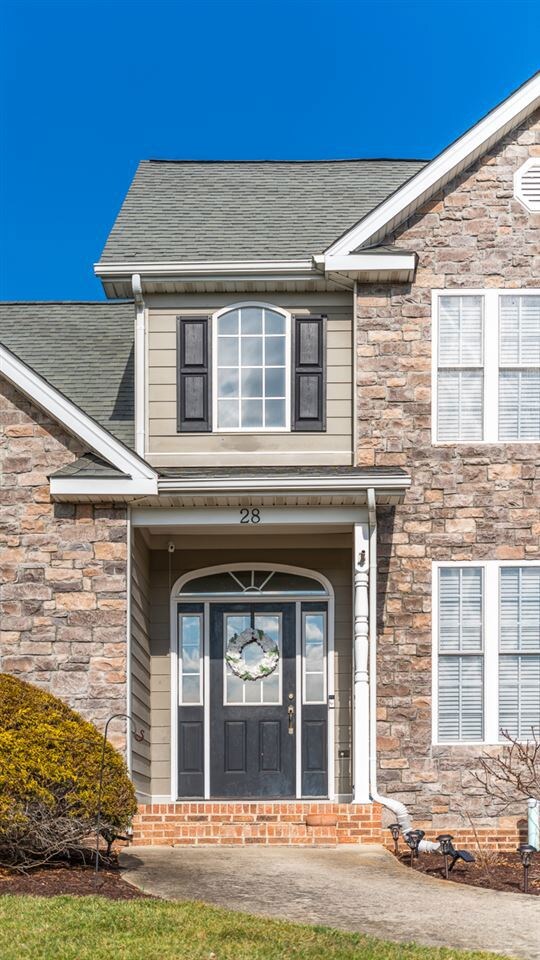 28 Tradewind Cir, Fishersville, VA 22939 - photo 6