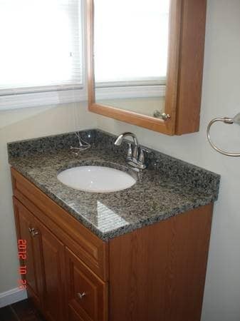 161 N Main St unit 3, Uxbridge, MA 01569 - photo 3