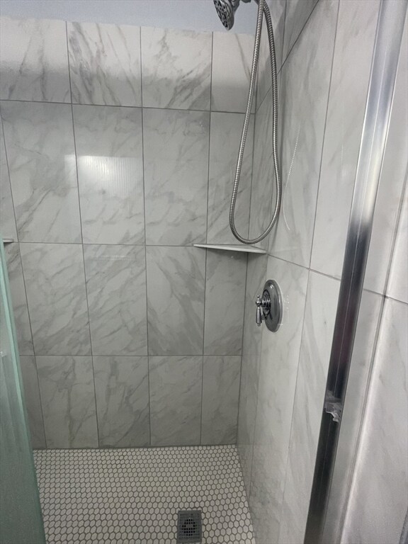 87 Glendower Rd unit 1, Roslindale, MA 02131 - photo 7