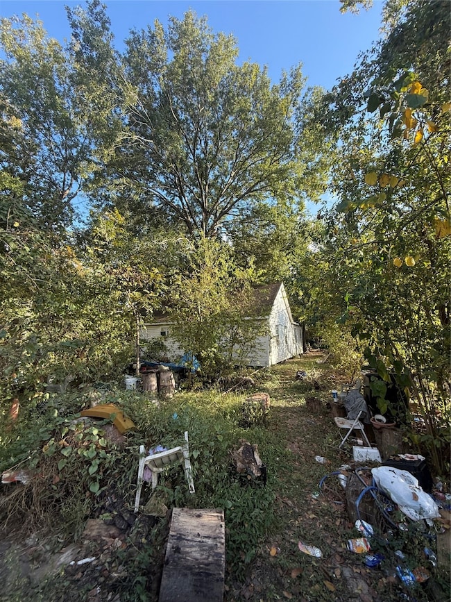 4320 Banner Dr, Houston, TX 77013 - photo 3