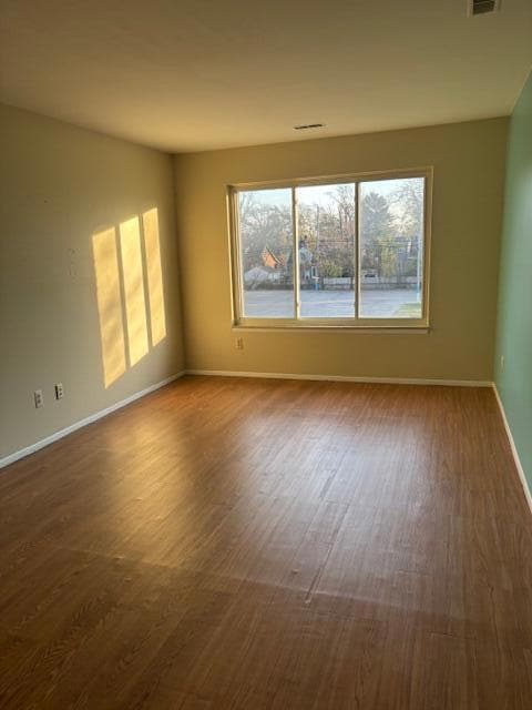 1250 W Nine Mile Rd unit 7, Ferndale, MI 48220 - photo 4