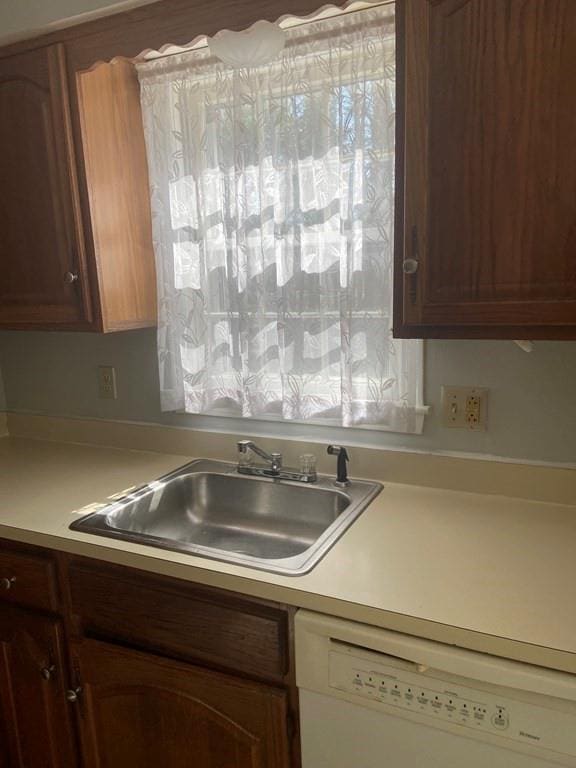 61 Old Meetinghouse Green, Norton, MA 02766 - photo 6