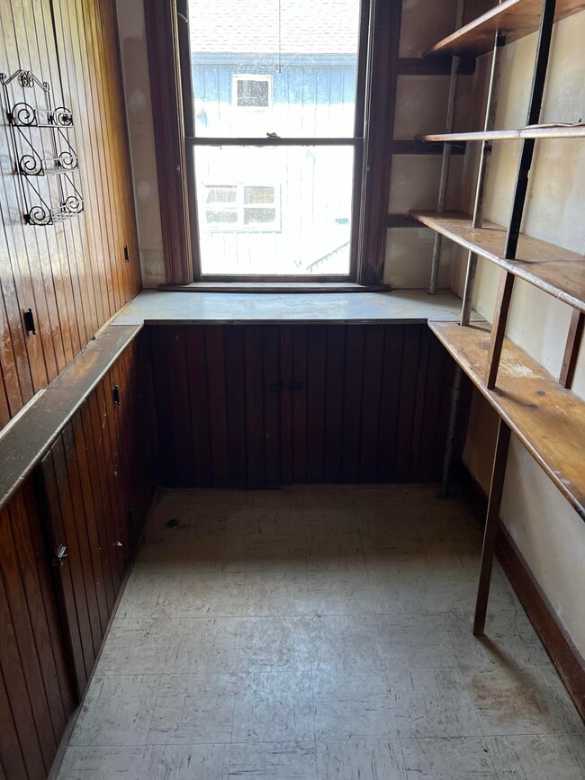 34 High St, Claremont, NH 03743 - photo 4