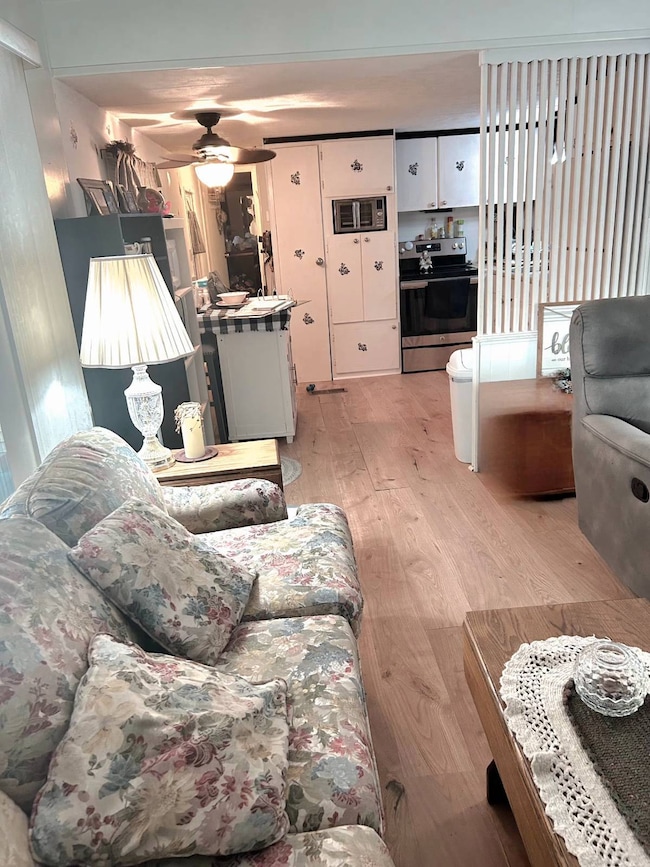 601 Starkey Rd unit 61, Largo, FL 33771 - photo 7