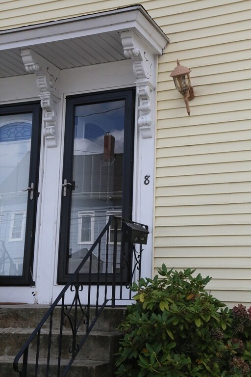 8 Richardson St unit 8, Woburn, MA 01801 - photo 2