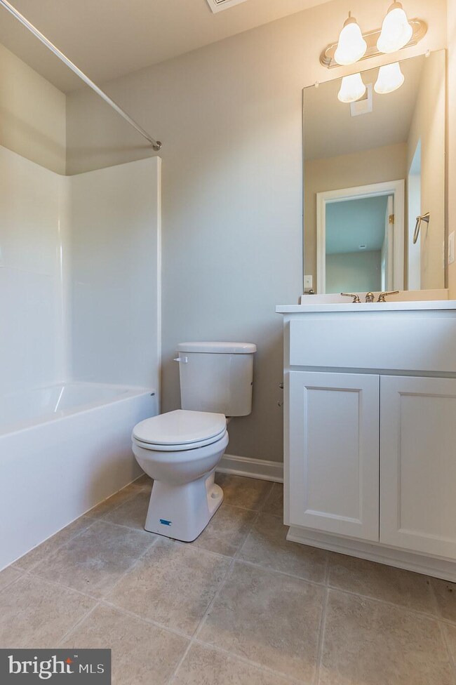 22502 E Maxine Way, Great Mills, MD 20634 - photo 6