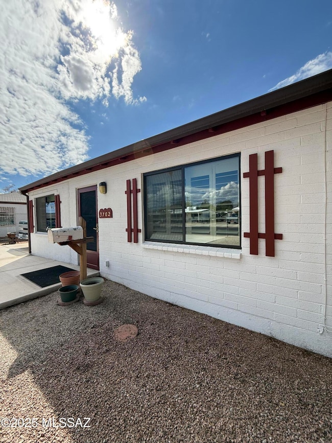 3702 E Juarez St, Tucson, AZ 85713 - photo 5