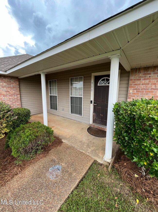 908 Mourning Dove Cove, Byram, MS 39272 - photo 2
