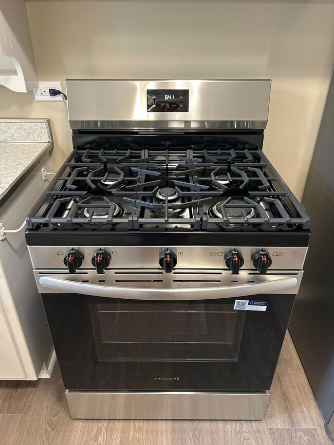 7118 W Windsor Ave unit 2F, Berwyn, IL 60402 - photo 6