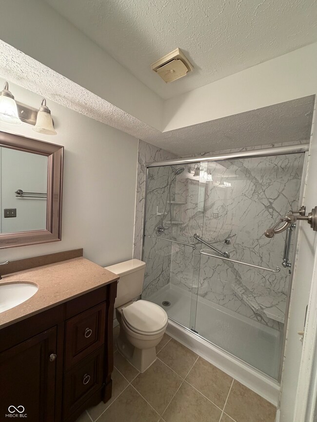 8121 Tanager Ct, Indianapolis, IN 46256 - photo 4