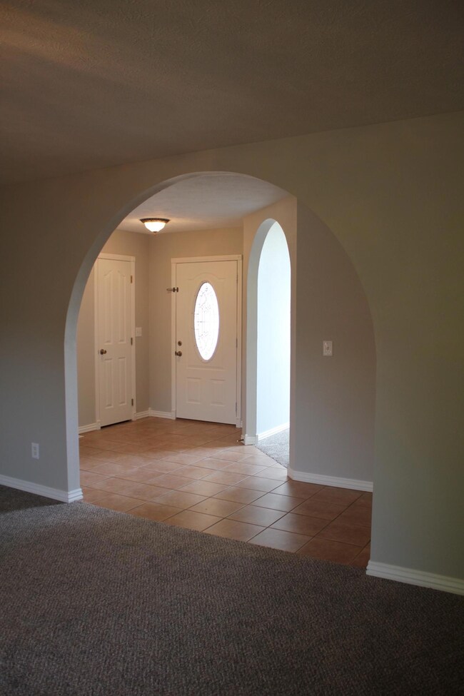 929 E Weldon Dr, Nixa, MO 65714 - photo 3