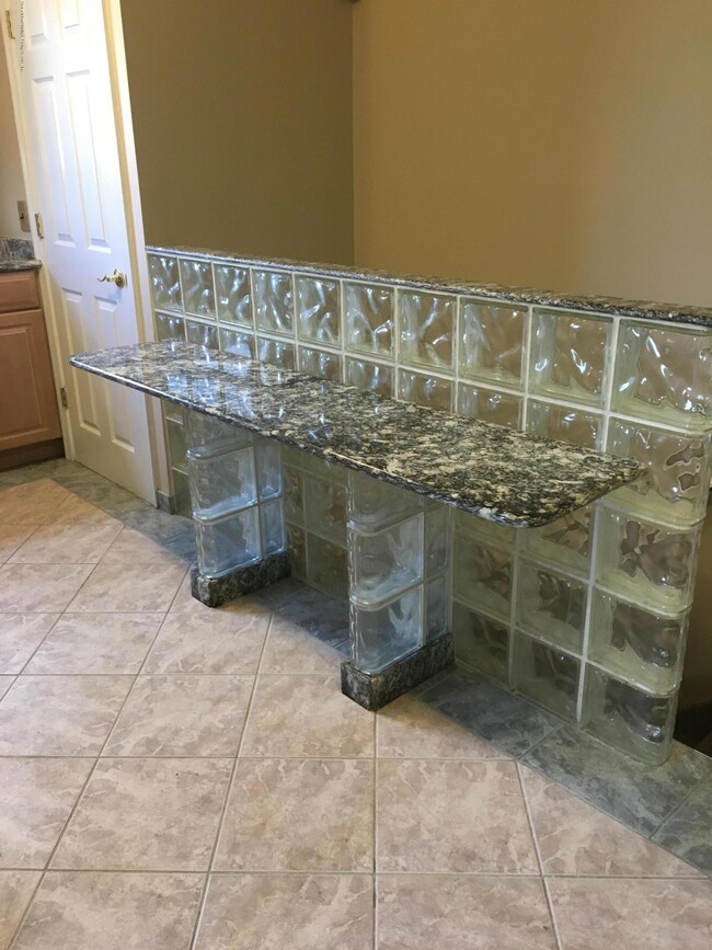 7 Franklin Ln unit 2 F, Staten Island, NY 10306 - photo 3