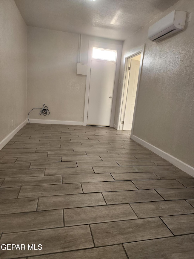 2300 Bassett Ave unit 3, El Paso, TX 79901 - photo 3