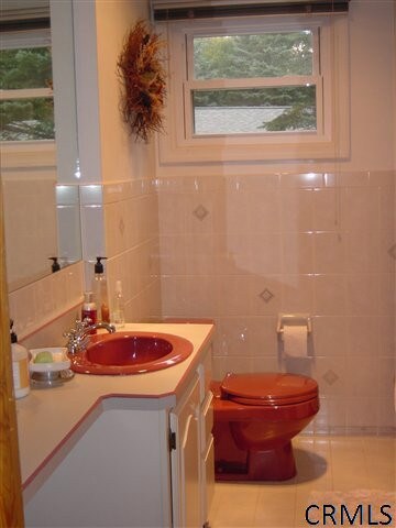 11 Barry Ct, Albany, NY 12211 - photo 6