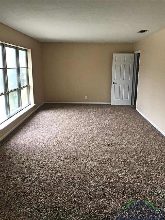 1717 Plantivigne Dr, Texarkana, TX 75501 - photo 5