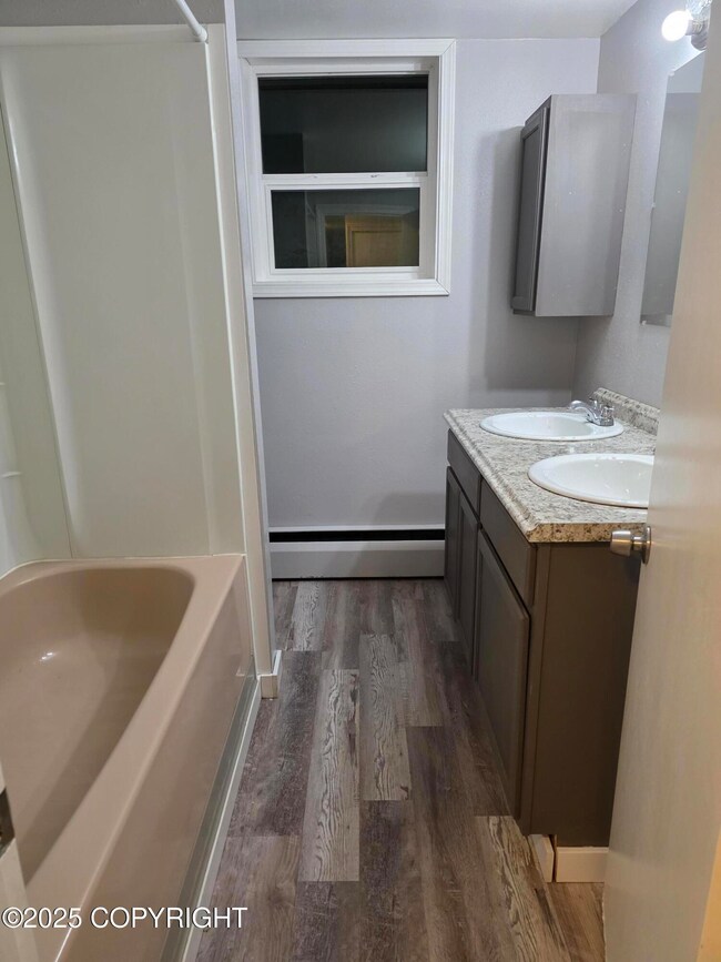 49573 Miller Loop Rd unit Lower, Kenai, AK 99611 - photo 6