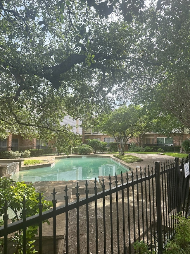 12921 Abrams Rd unit 407, Dallas, TX 75243 - photo 4