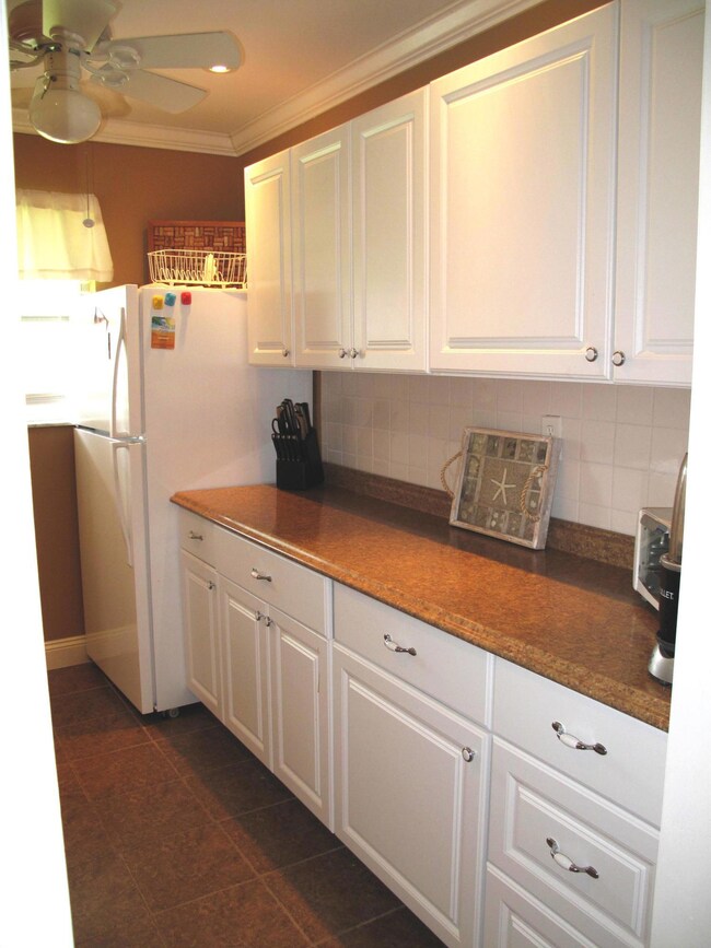 Kitchen (1)